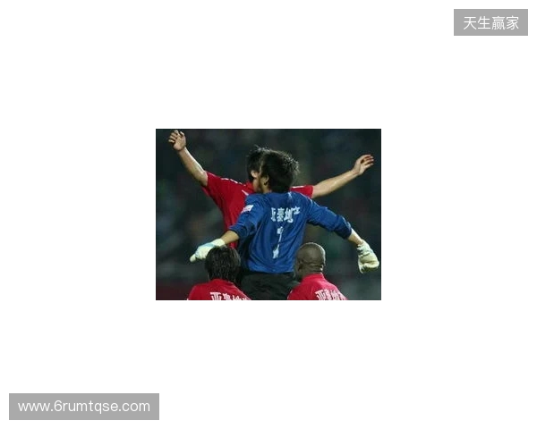 法比奥庆祝足协杯夺冠:我们是冠军了!这座城市值得拥有这一刻