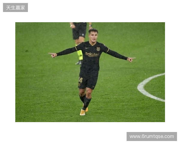 巴萨官方：莱万左眼眶骨折，将缺席对阵马竞的比赛